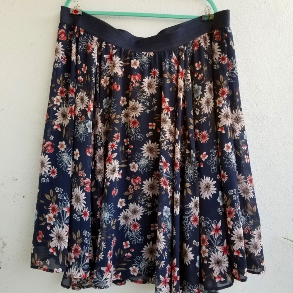 Torrid navy pink floral midi skirt 3X